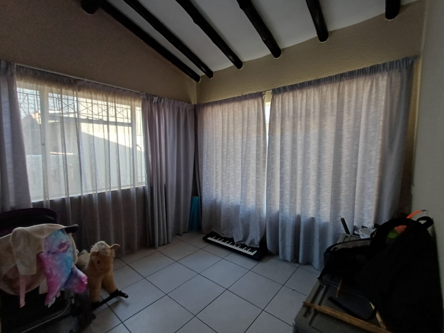 3 Bedroom Property for Sale in Vaalpark Free State